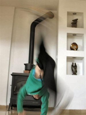 Handstand And Circulating Legs.JPG