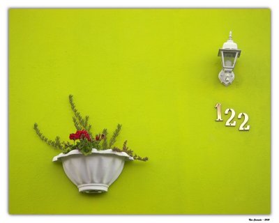 122
