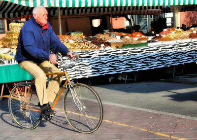 The first morning client came by bicycle...