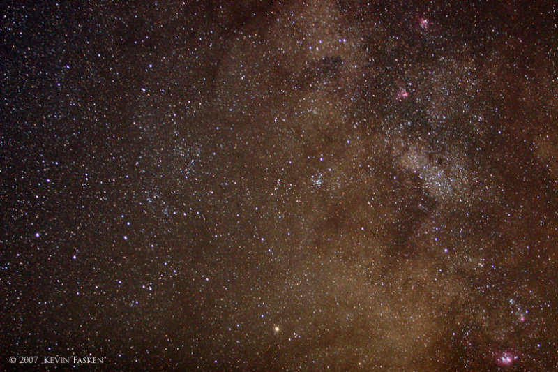 NEAR CENTER OF MILKY WAY