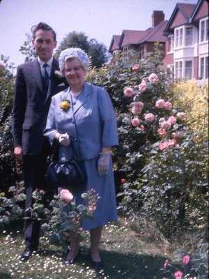 Mum and Paul 1963.jpg