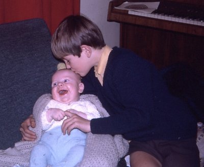 Chandlers Ford  1970   Jeremy. Andy.jpg