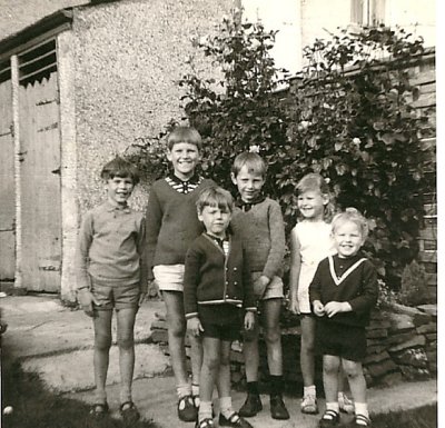 Paul and June family.jpg