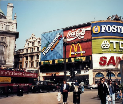 piccadilly circus, london, u.k. (1993)
