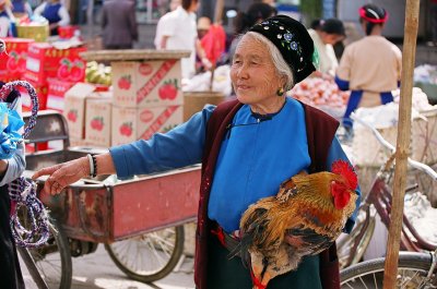 126 Wase Market - Old Lady with Rooster 2.TIF