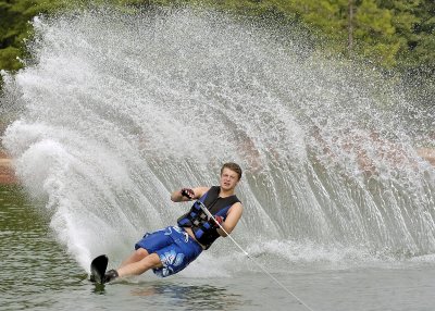 Waterskiing070807__250.jpg