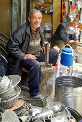 Turkey-Gaziantep-Bazaar-Tin Ware Art