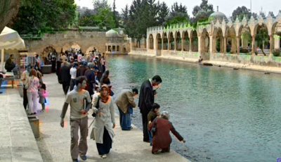 Turkey - Saniurfa - Abrahams Ponds - Holy Week