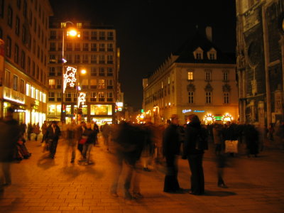 StephanPlatz At Night.JPG