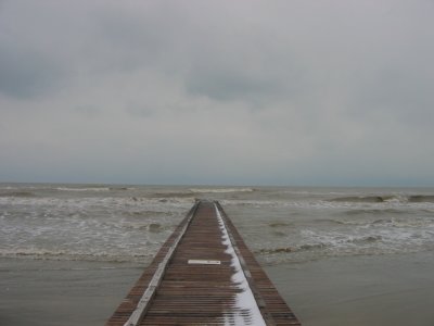 Grey day on the sea.JPG