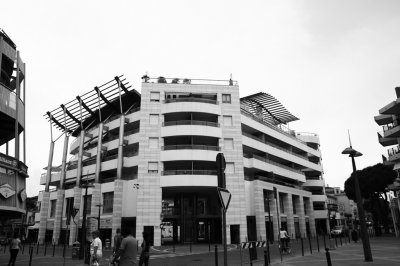 Centrale Building on Marconi Square.jpg