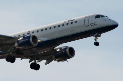 Embraer 190