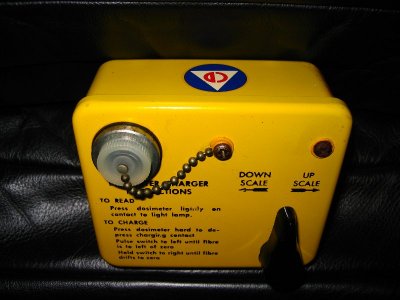 Jordan Electronics Charger CD V-750