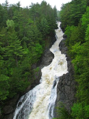 PARC DES CHUTES DE SAINT-URSULE