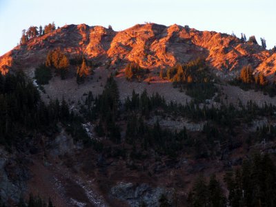 Sunrise on peak 7550