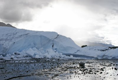 Don't Stand Under the Glacier!