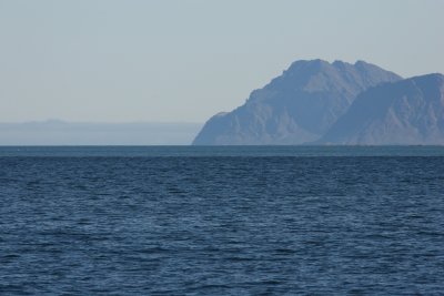0723 7e Kongsfjorden towards Ny-Alesund.JPG