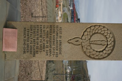 0724 9j LYB memorial inscription.JPG