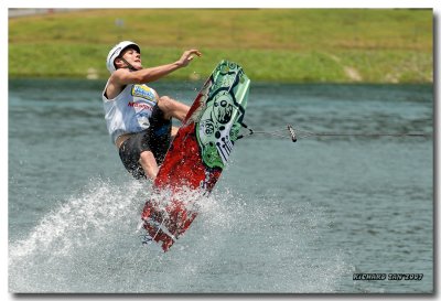 WakeBoard 320.jpg