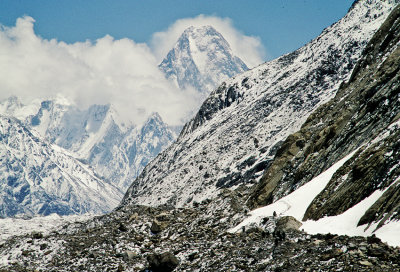 Approaching Gasherbrum