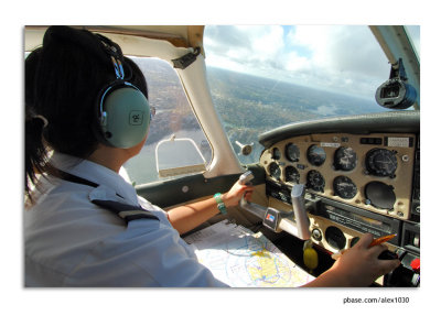 Making a sharp turn above Sydney harbour