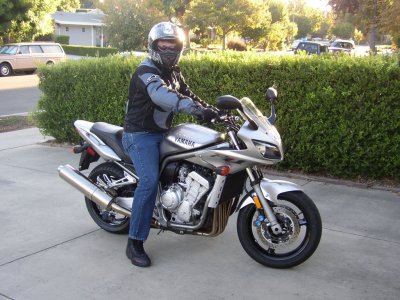 The new FZ-1 owner in his driveway