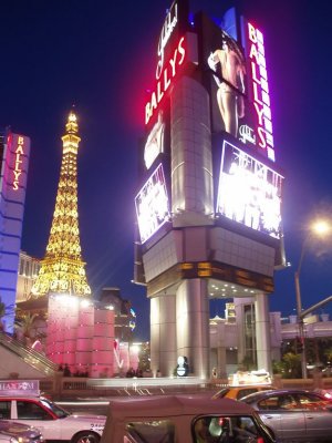 Street and Paris