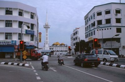 Street and Minaret, Koala Terranganu