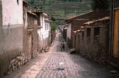 Woman in alleyway in Pisac