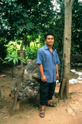 Akira land mine expert in Siem Reap