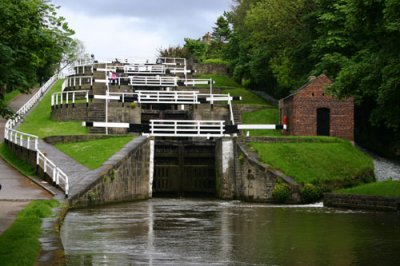 View up Bingley 5 Locks