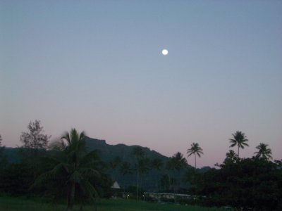 Kauai Moon Set  2006-11-07 002.JPG
