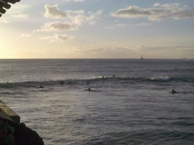 Oahu1 Waikiki Surf  2006-11-13 025.JPG