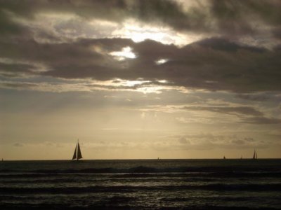 Oahu1 Sunset at Waikiki2006-11-13 049.JPG