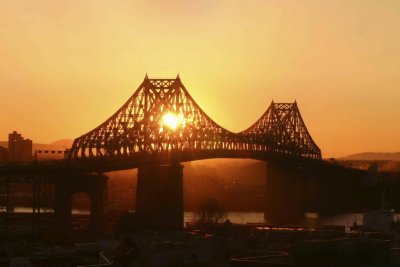 pont_en_feu