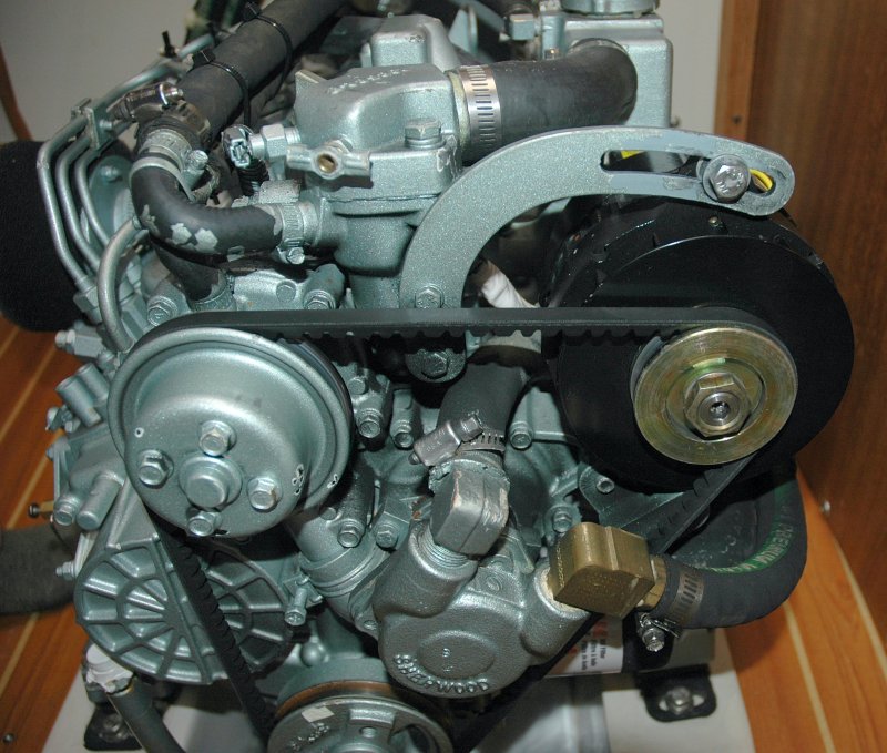 Engine W / 90 Amp Alternator