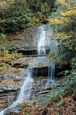 Toms Branch Falls