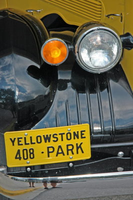 Yellowstone Bus