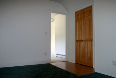 Upper extra room