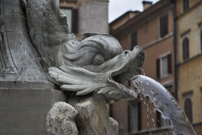 Fountain detail