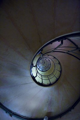 Arc de Triomphe - Staircase 02