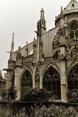 Notre Dame - Exterior 09
