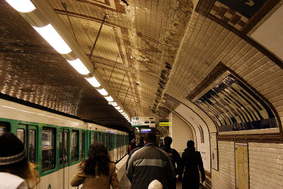 Riding the Paris Metro 05