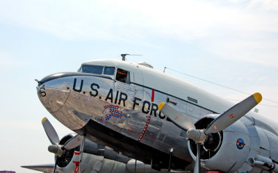 C-47D Skytrain (N8704)