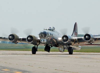 B-17 Flying Fortress (N3193G)