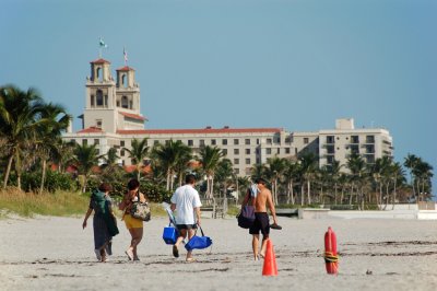 Vacationers in Palm Beach, Florida