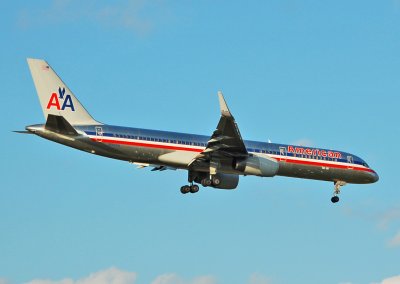 American Airlines Boeing 757 (N186AN)