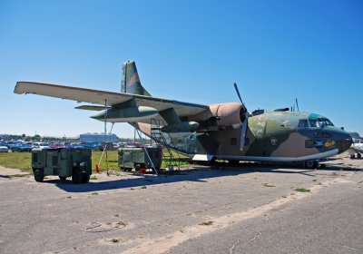 Fairchild C-123 provider