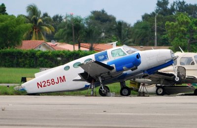 Cessna 411 ( N258JM )