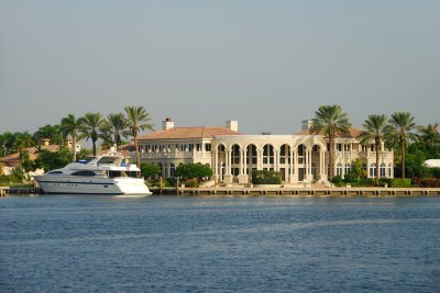 Waterfront mansion in Ft Lauderdale, FLorida